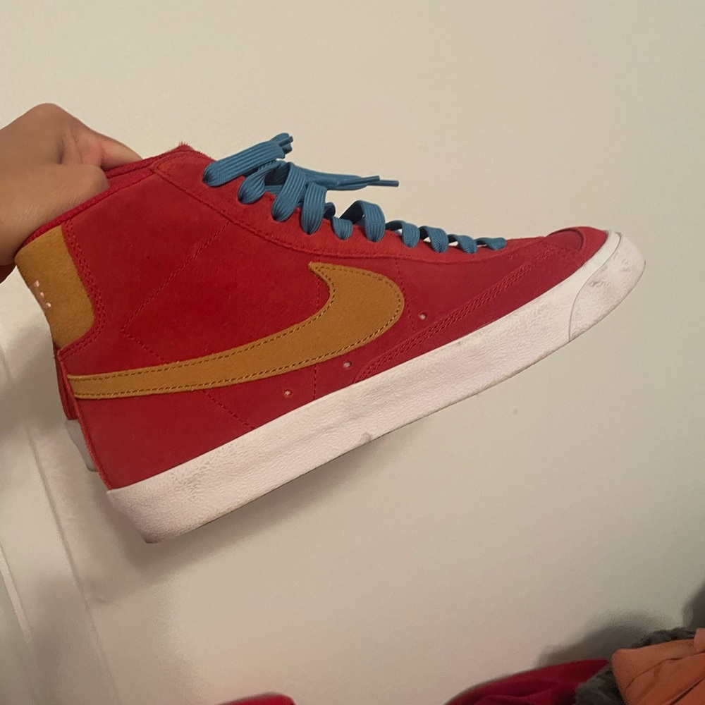 Nike shoes